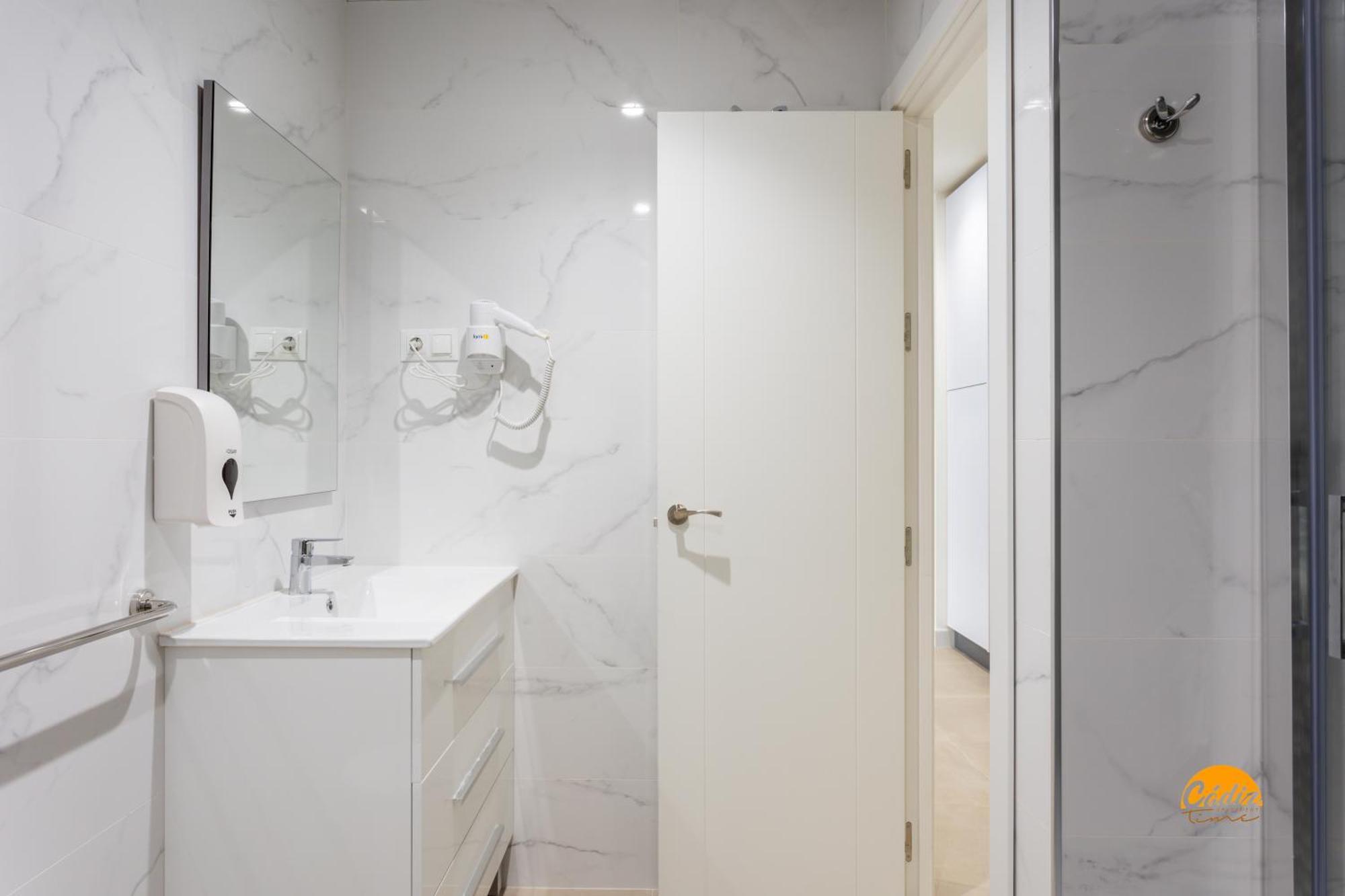 Delfin Azul By Cadiz Time Apartment Екстериор снимка